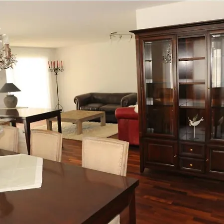 Victoria Alpine Park Apartment *
