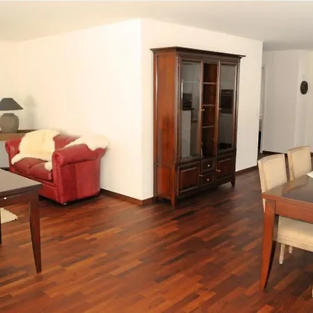 Victoria Alpine Park Apartment *